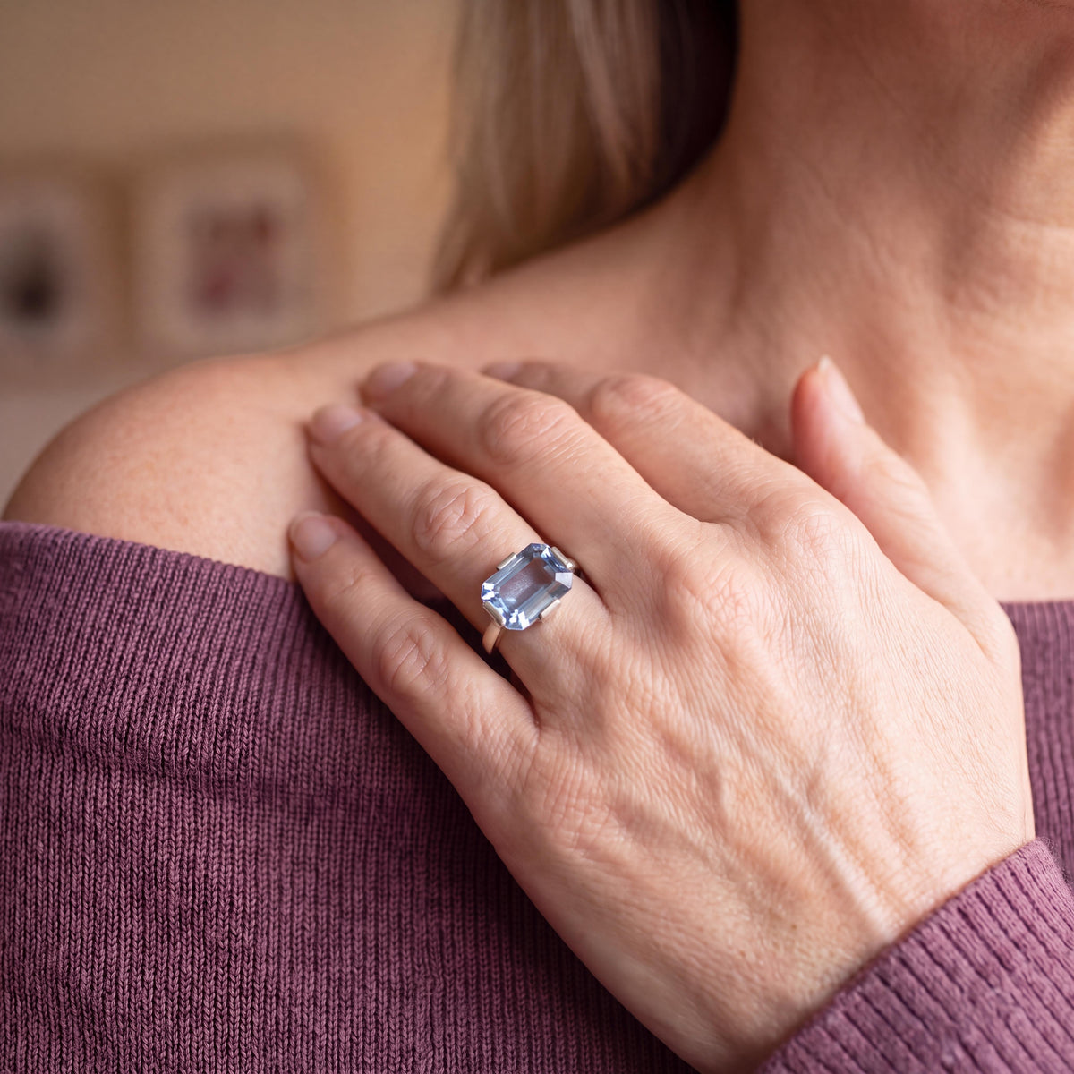 Mid-Century Platinum 5 Carat Pastel Blue Sapphire Bar Set Ring