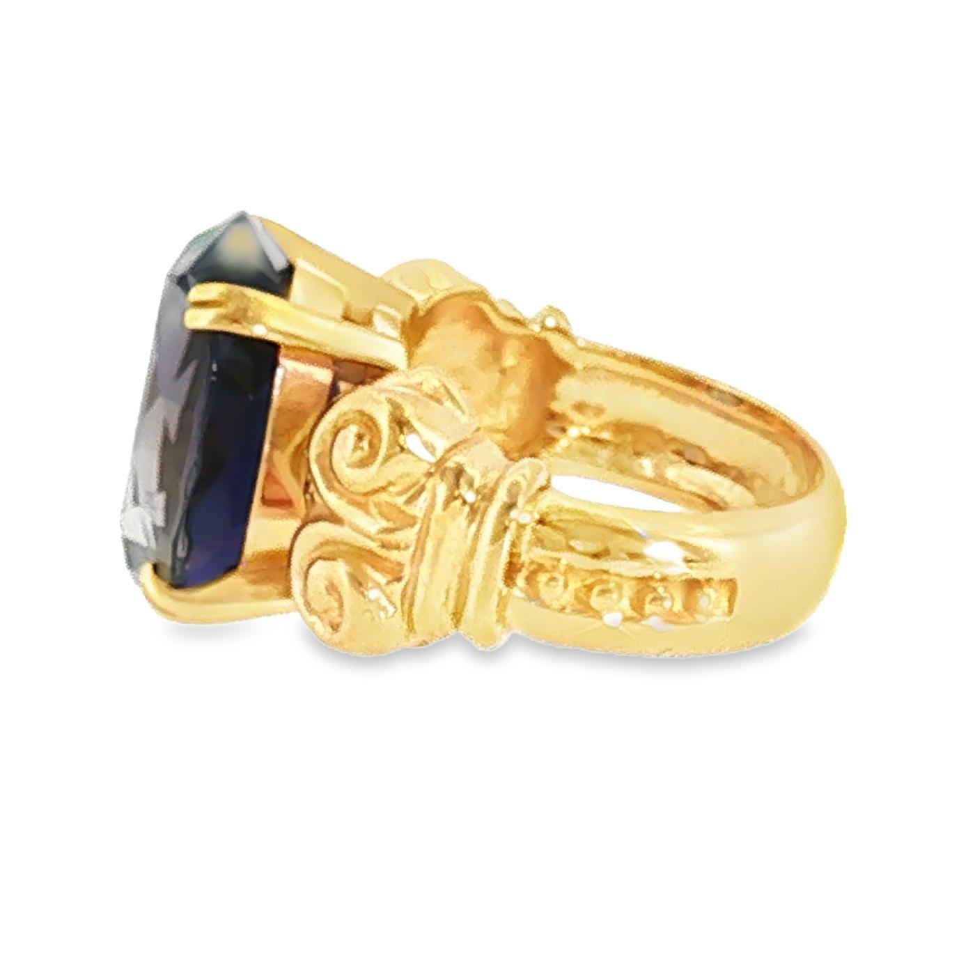 Late 20th Century 14k Yellow Gold 7 Carat Oval Iolite Column Style Ring