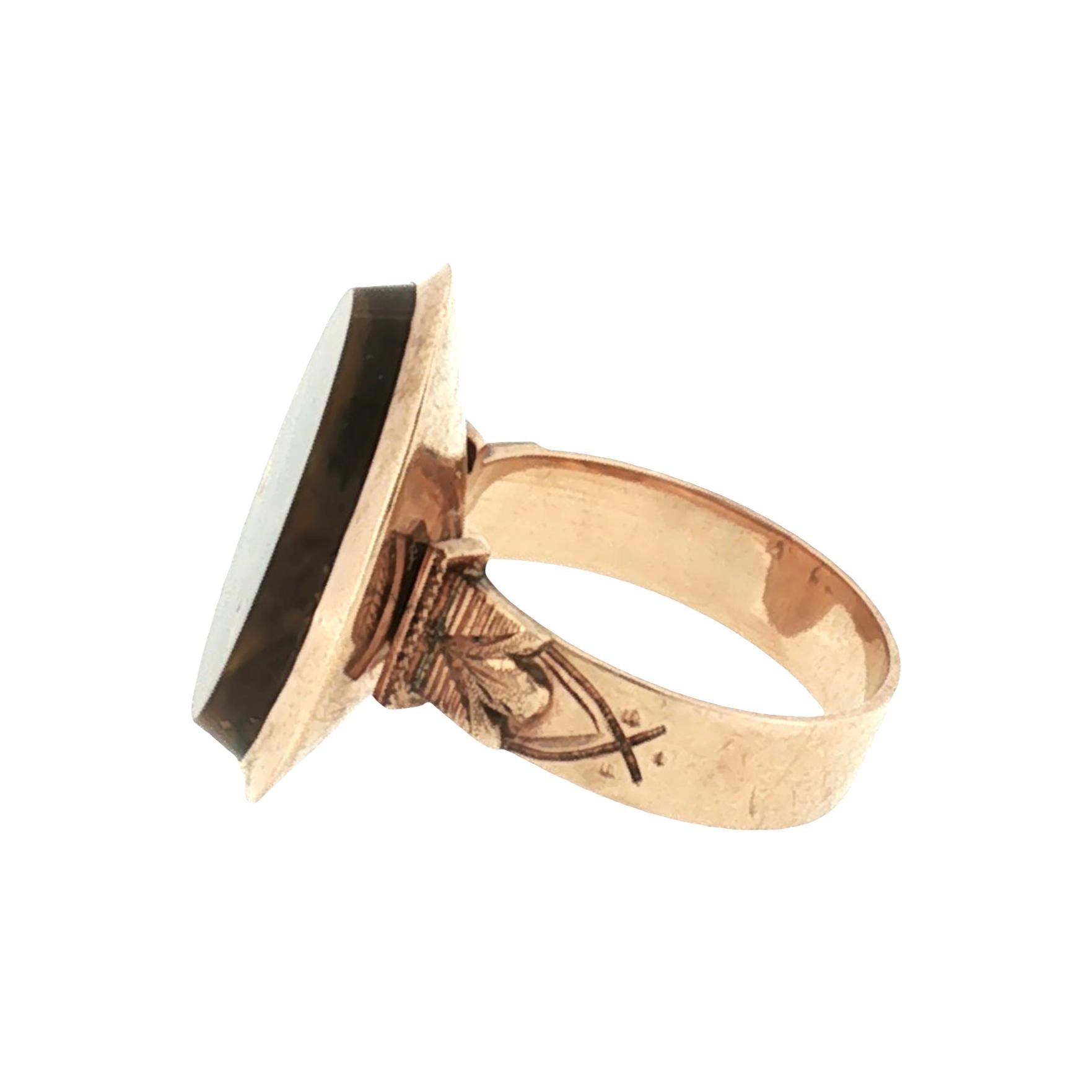 Victorian 14k Yellow Gold Variegated Brown Agate Ring