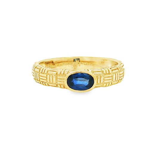 18k yellow gold Suna oval natural sapphire parquet design band ring