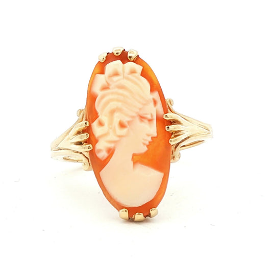 Vintage Long Oval 1960s Shell Cameo Ring