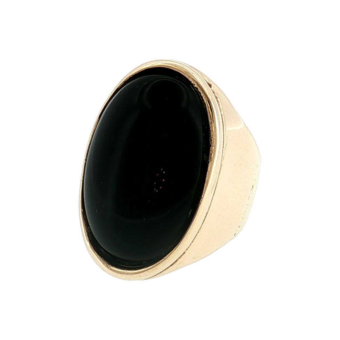 Late 20th-Century 14 Karat Yellow Gold Black Onyx Bold Ring