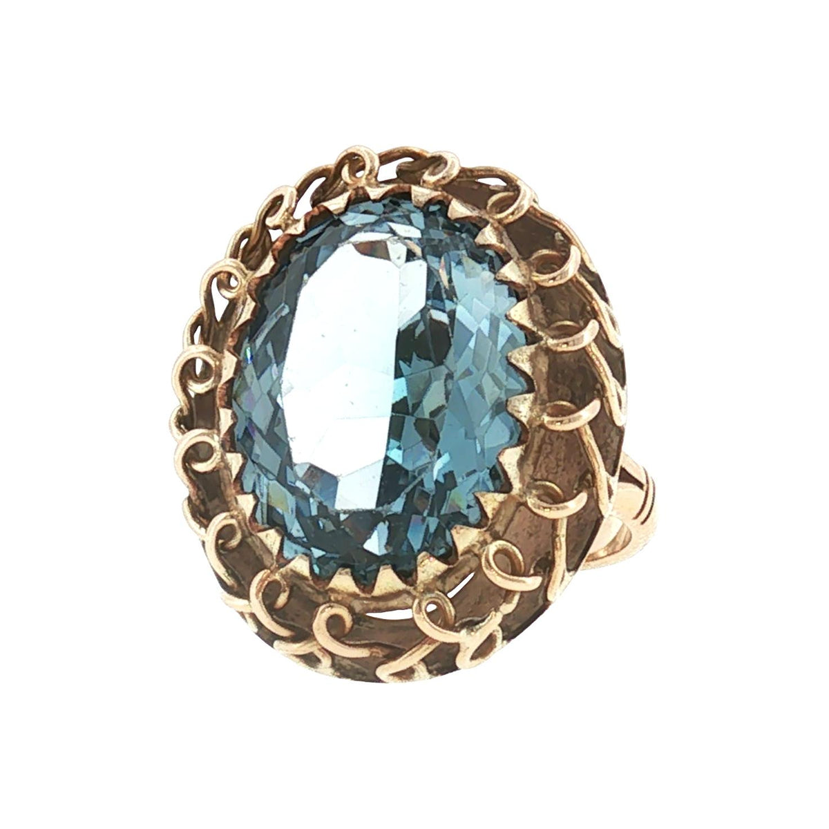 1960s 12 Karat Yellow Gold Synthetic Blue Spinel Wire Work Ring