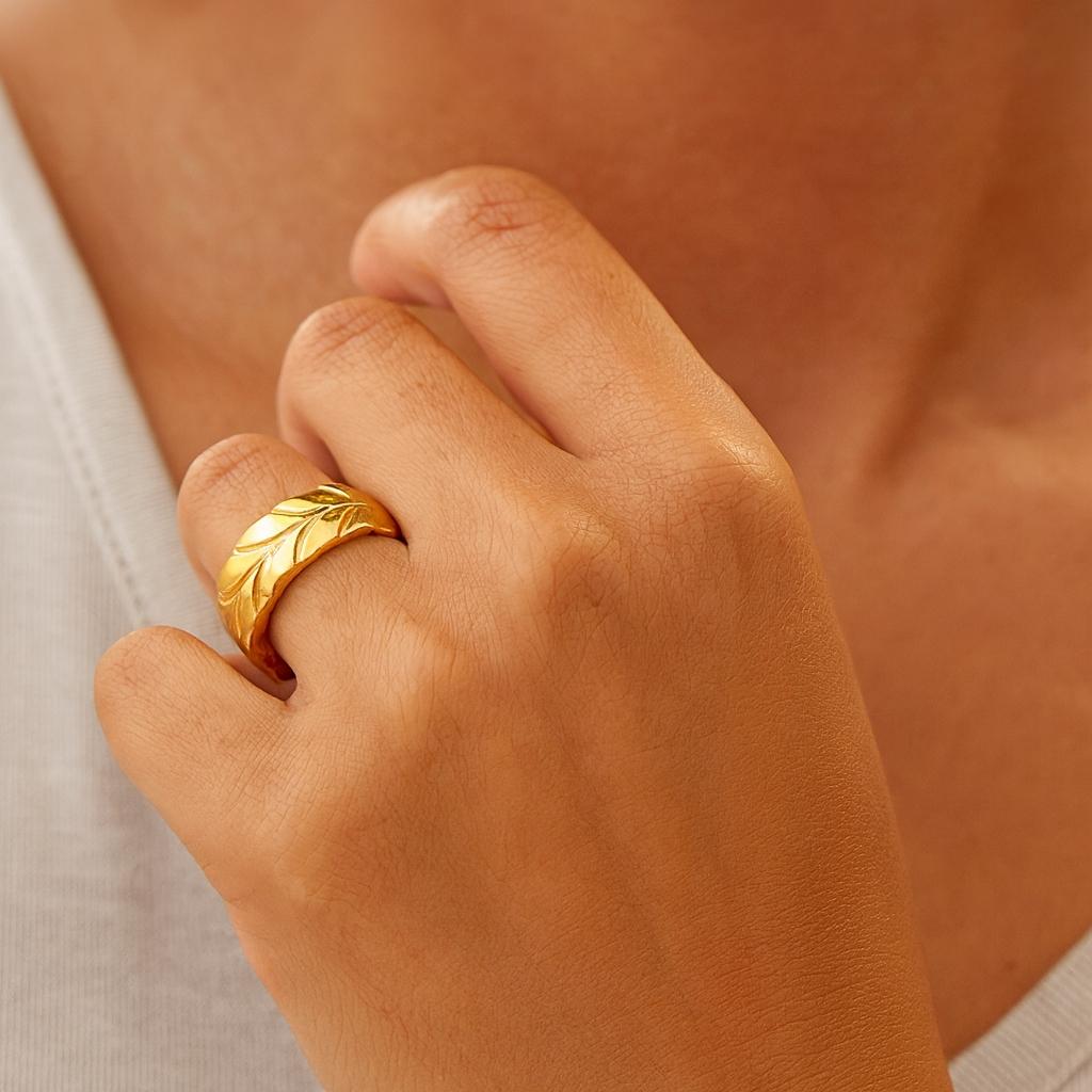 14k yellow gold 9mm Wide Carved Leaf Pattern Band