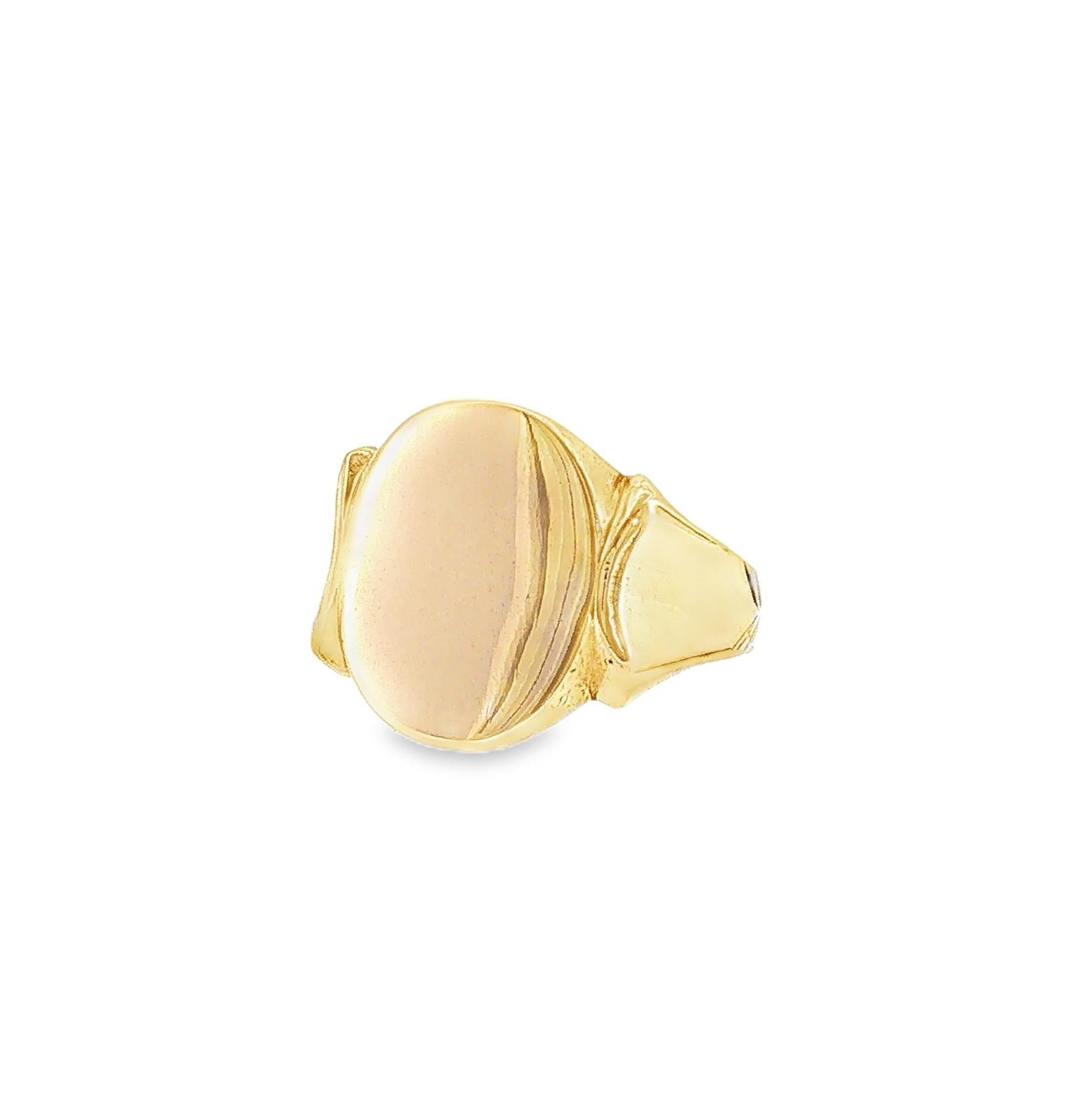 Vintage 14k Yellow Gold Oval Polished Top Signet Ring