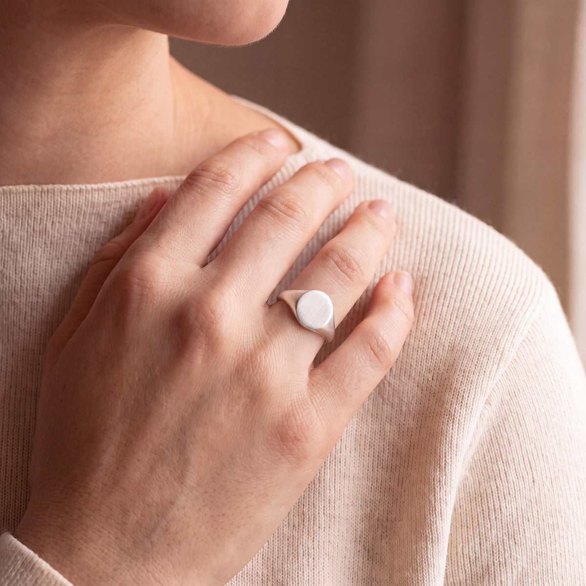 Late 20th Century 10 Karat White Gold Oval Signet Ring