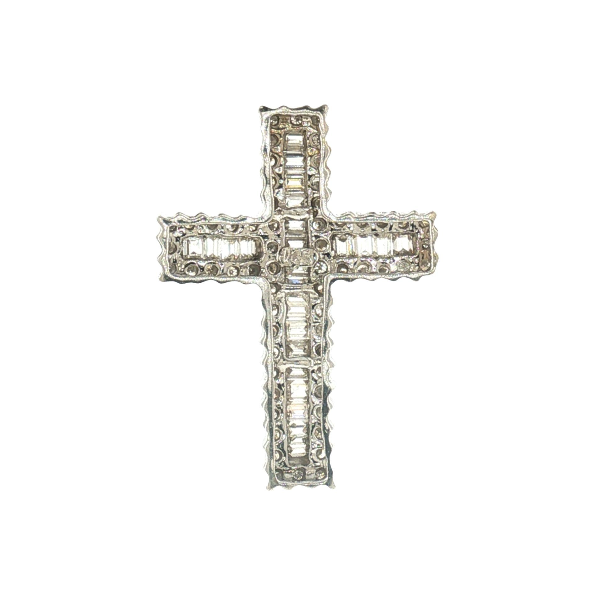 Late 20th-century Baguette and Brilliant Cut Natural Diamond Cross Pendant
