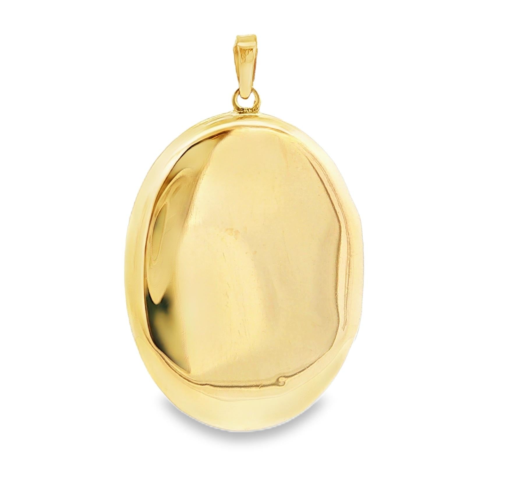 Vintage 14k yellow gold Oval Plain Locket