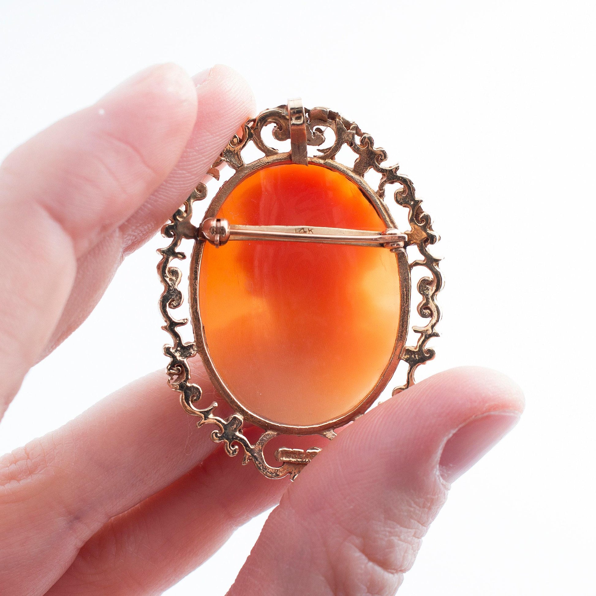 14K Ornate Shell Cameo Brooch
