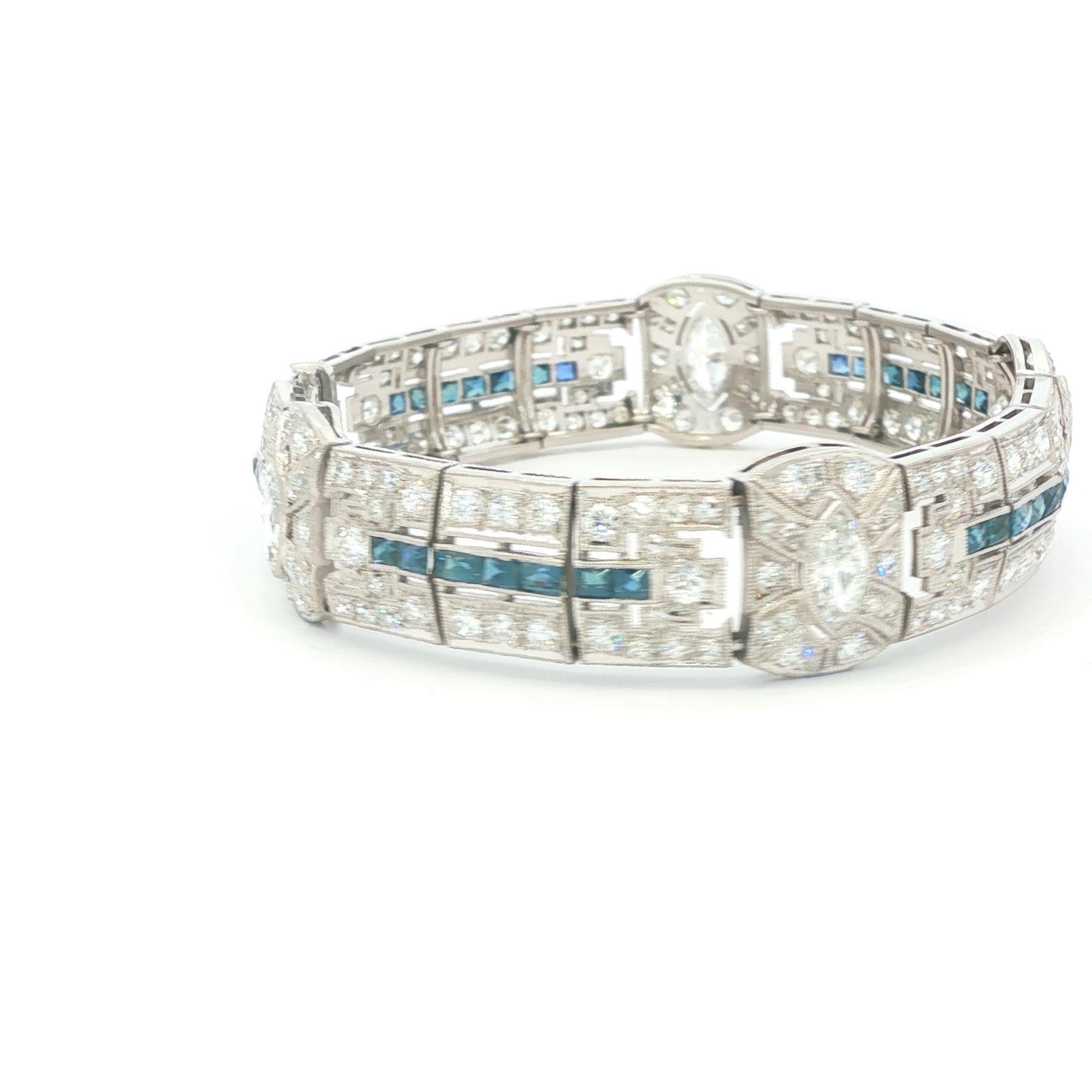 Art Deco Platinum Bracelet with 200 Diamonds weighing 4.4 carats total weight