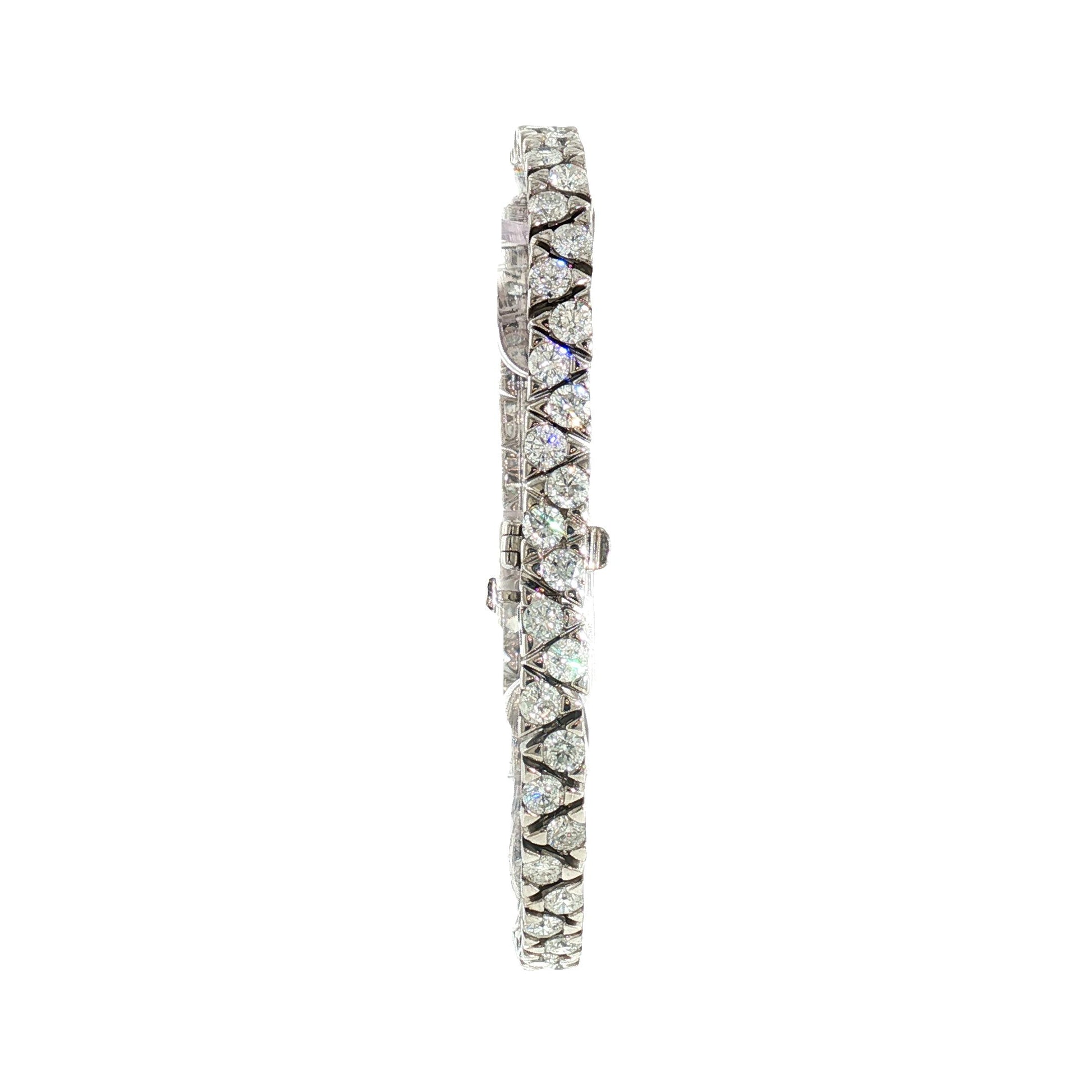 Late 20th century 14K white gold 56 diamonds weighing approximately 6.5 carats