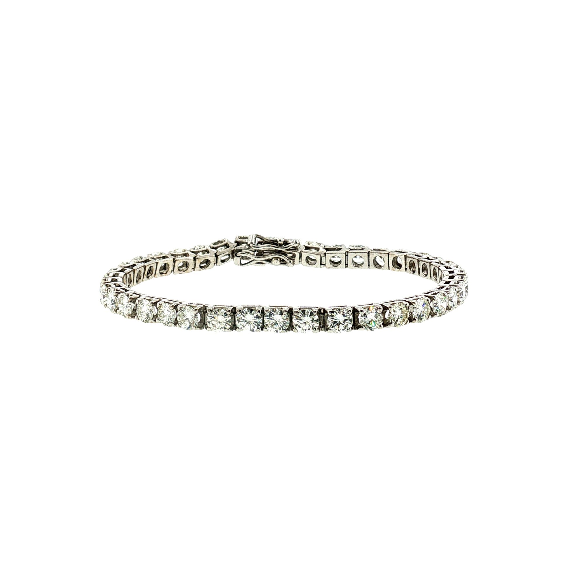 21st-Century 14k White Gold 40 Diamonds Weigh Approximately 10 Carats Bracelet