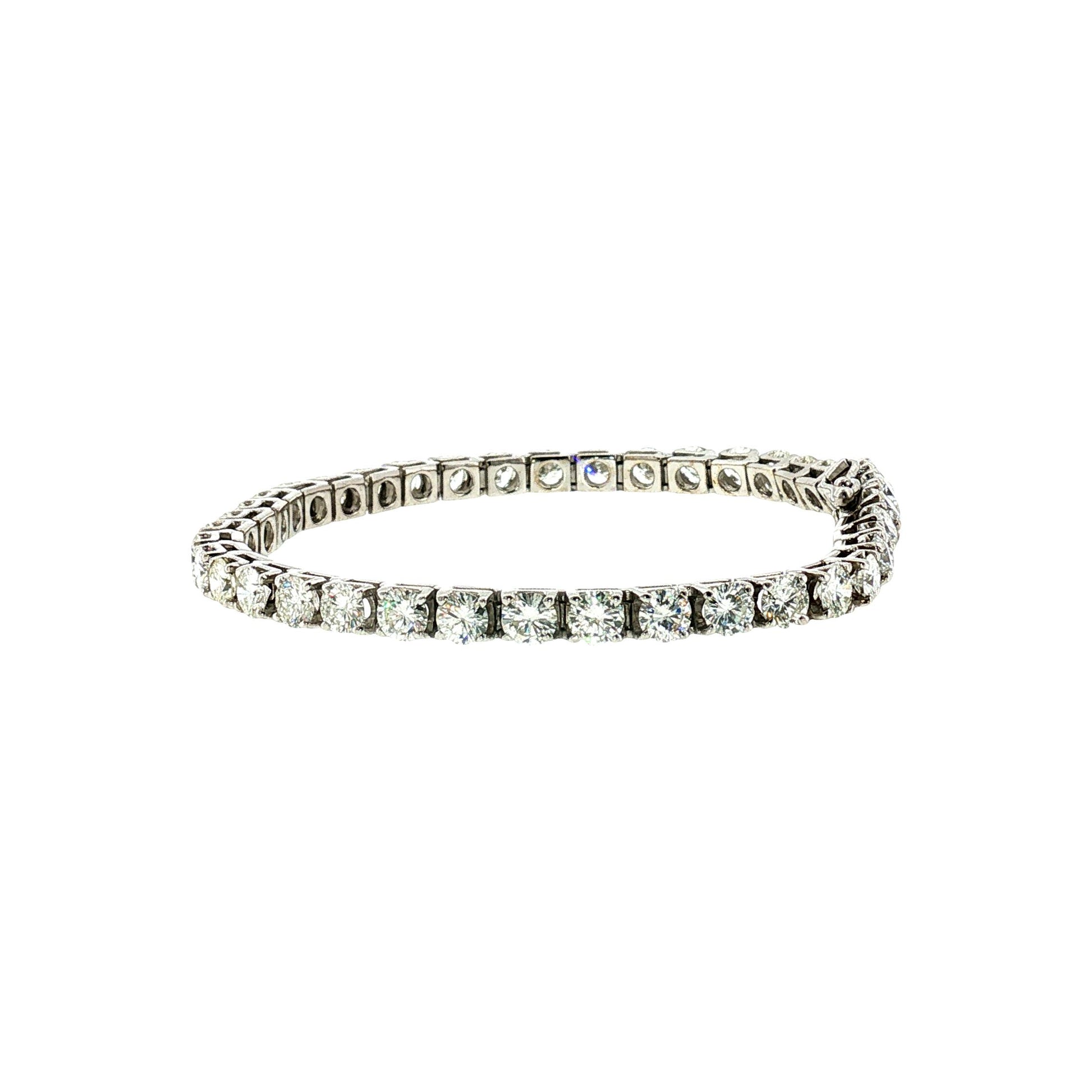 21st-Century 14k White Gold 40 Diamonds Weigh Approximately 10 Carats Bracelet