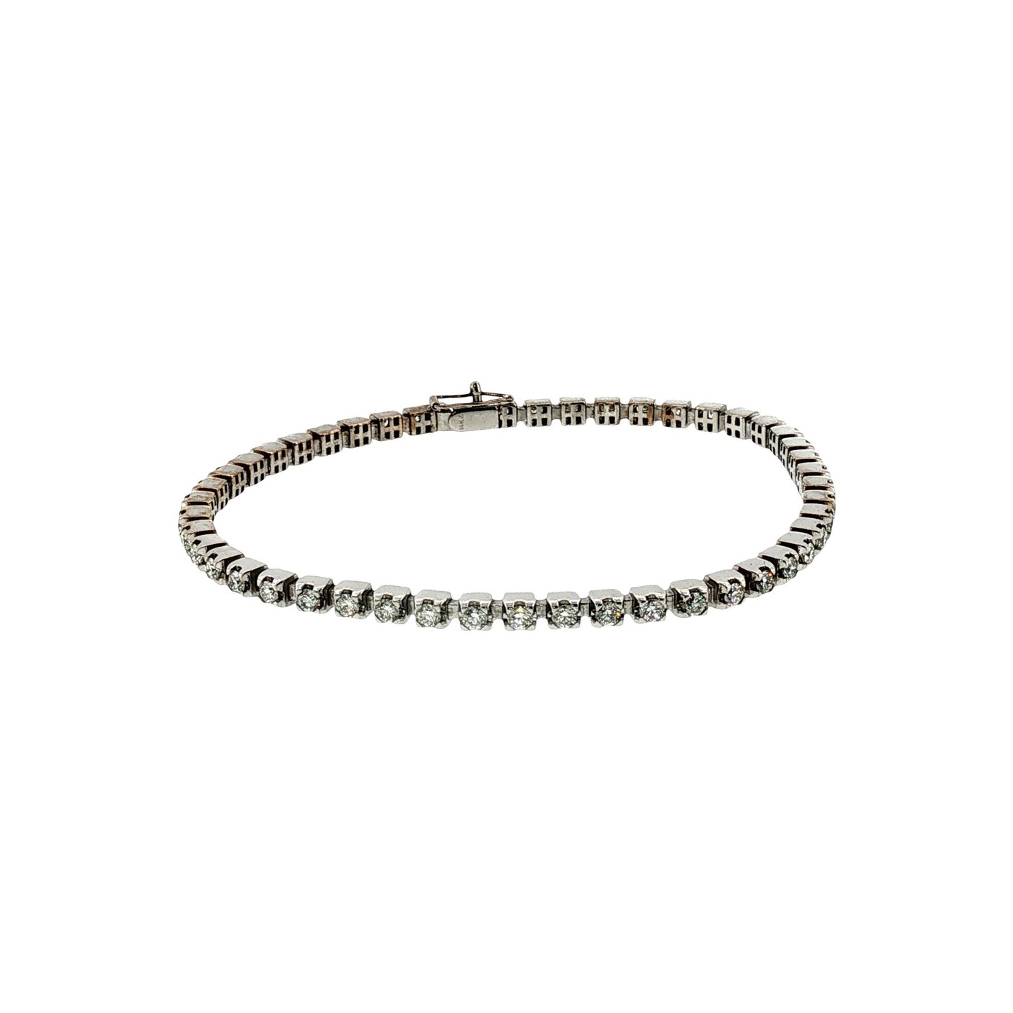 21st-Century 14k White Gold 48 Natural Diamonds Weighing 2.9 Carat Bracelet