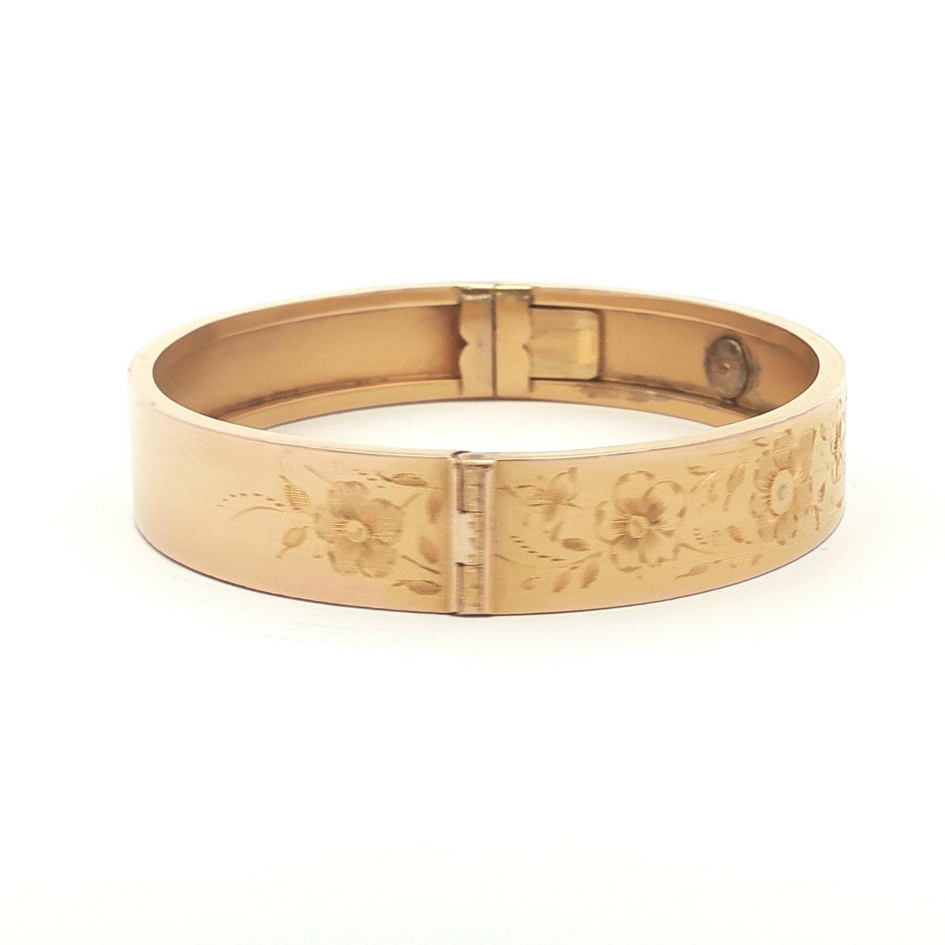 Vintage 14k yellow gold 10.5mm Wide Hand Engraved Hinged Bracelet