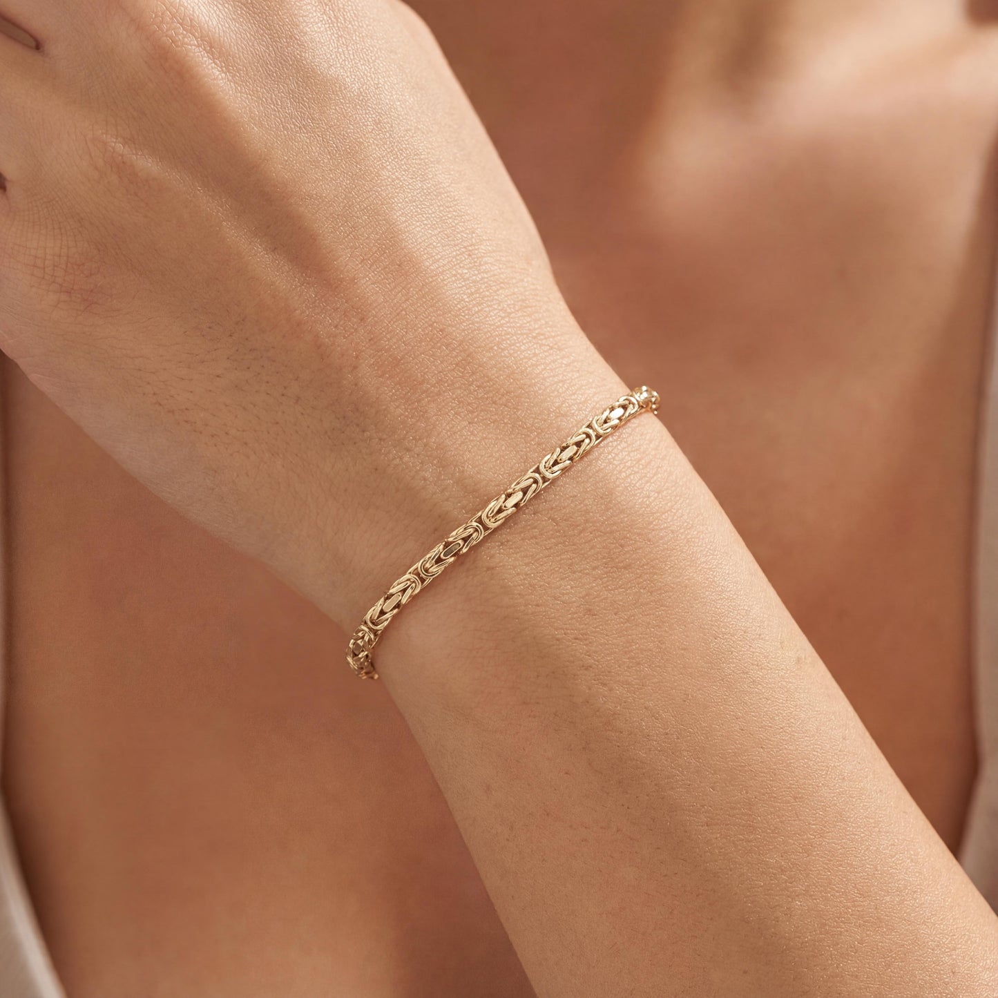 A Vintage Solid 14k yellow gold Byzantine Link 7" Bracelet