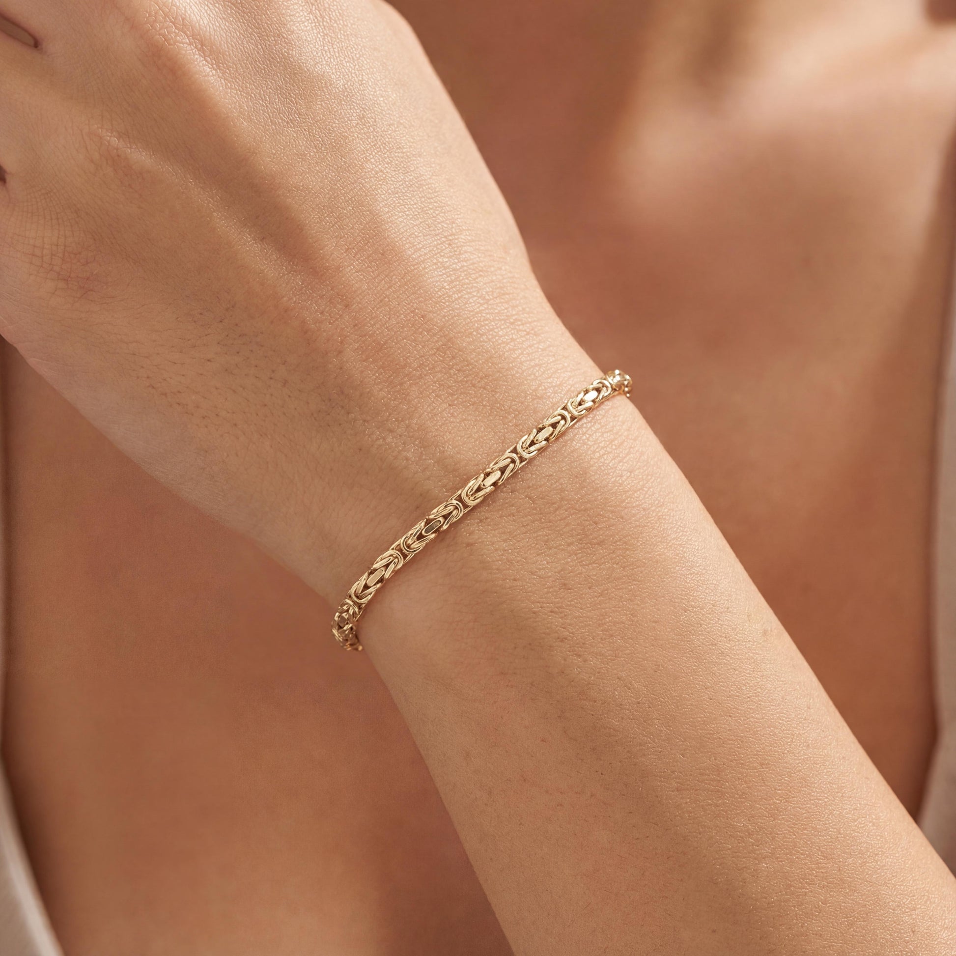 A Vintage Solid 14k yellow gold Byzantine Link 7" Bracelet