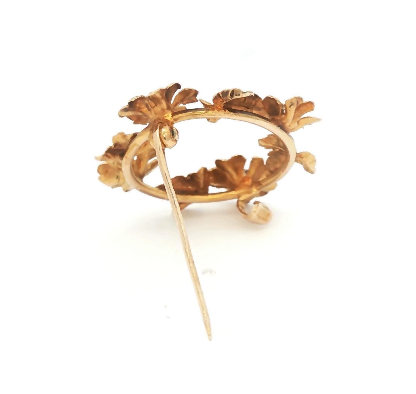 Victorian 14k Yellow Gold Flower and Leaves Circle Pin with Diamonds