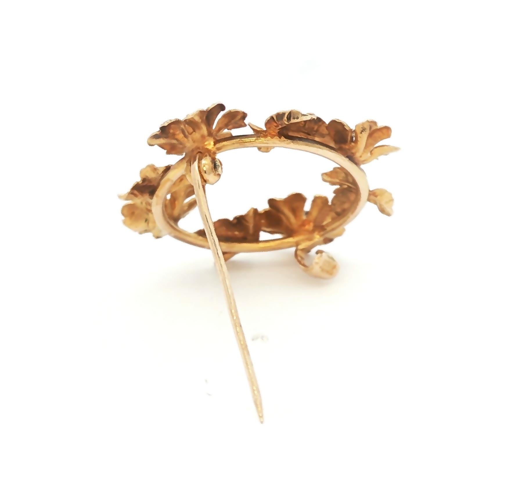 Victorian 14k Yellow Gold Flower and Leaves Circle Pin with Diamonds