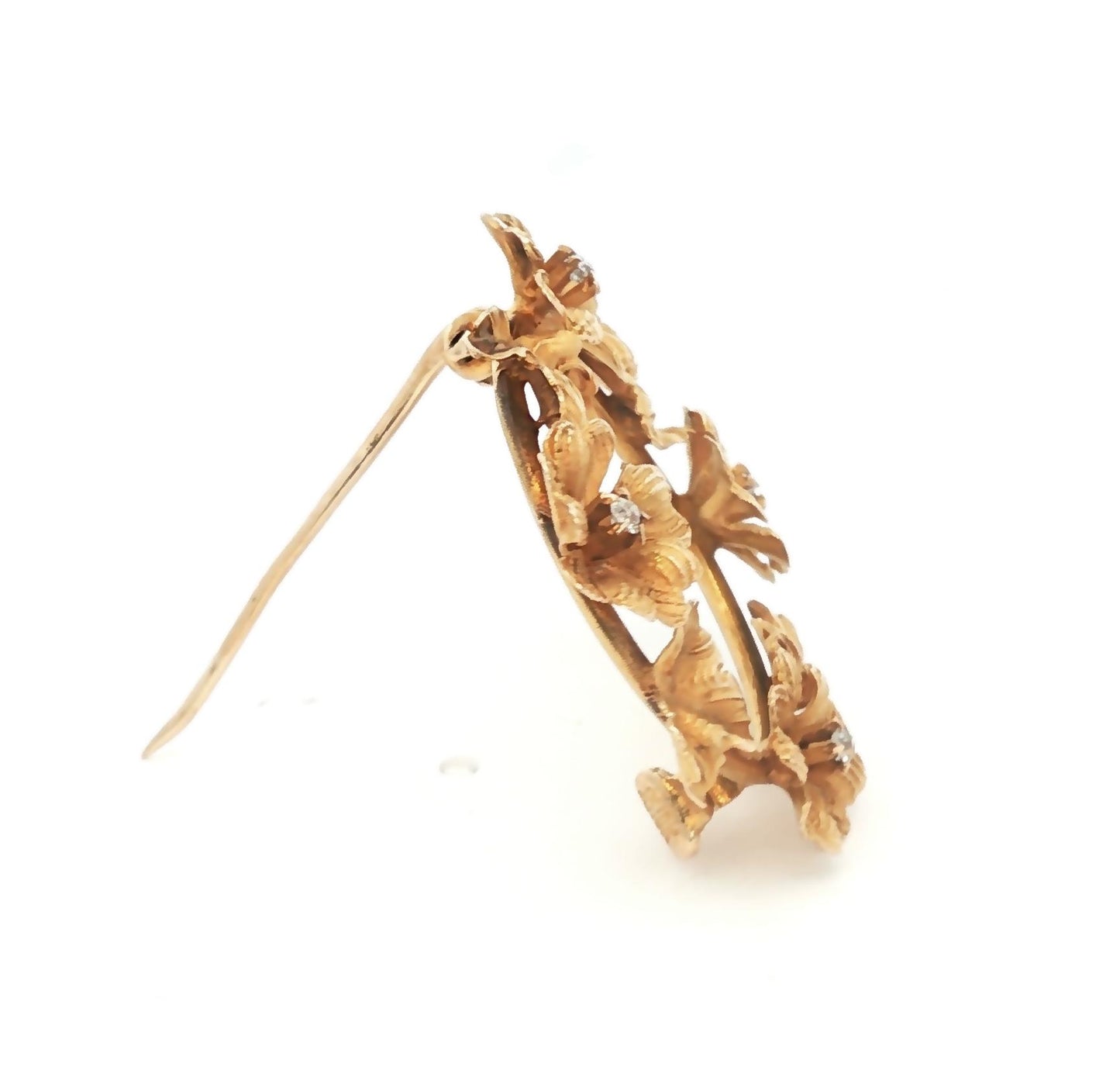 Victorian 14k Yellow Gold Flower and Leaves Circle Pin with Diamonds