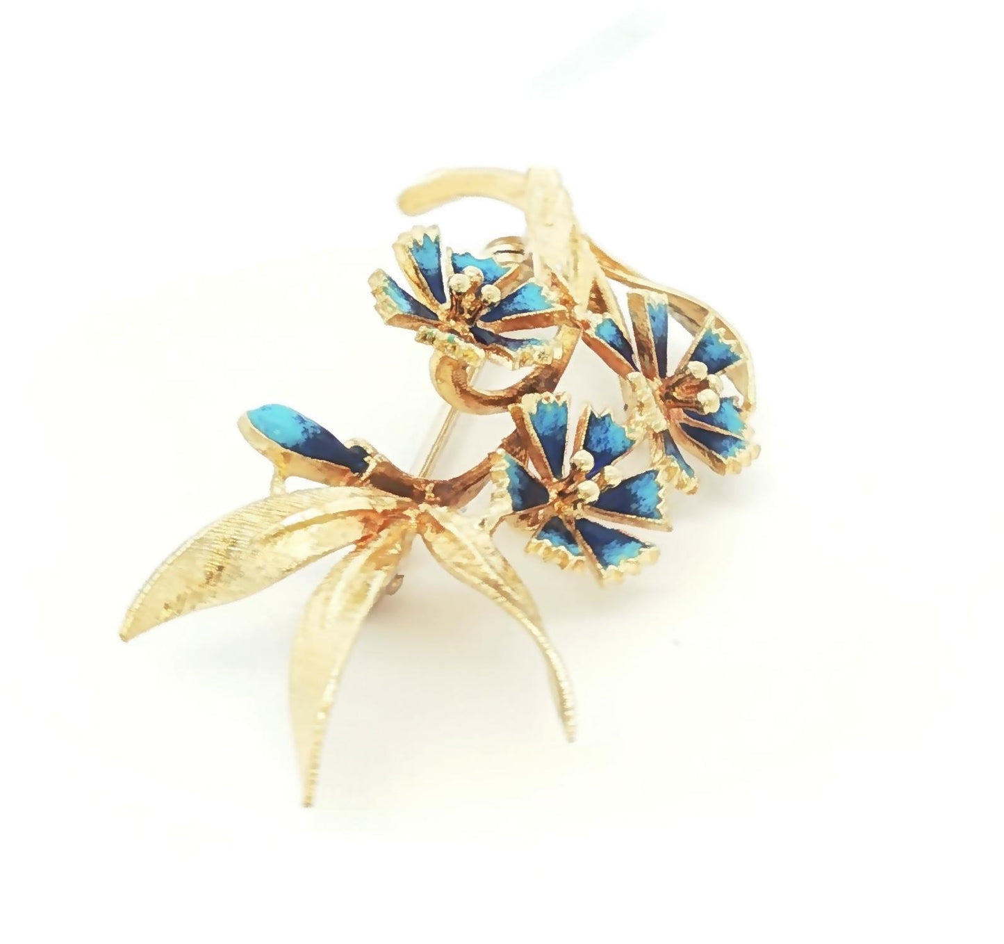 18k Mid-century yellow gold blue enameled flower spray pin