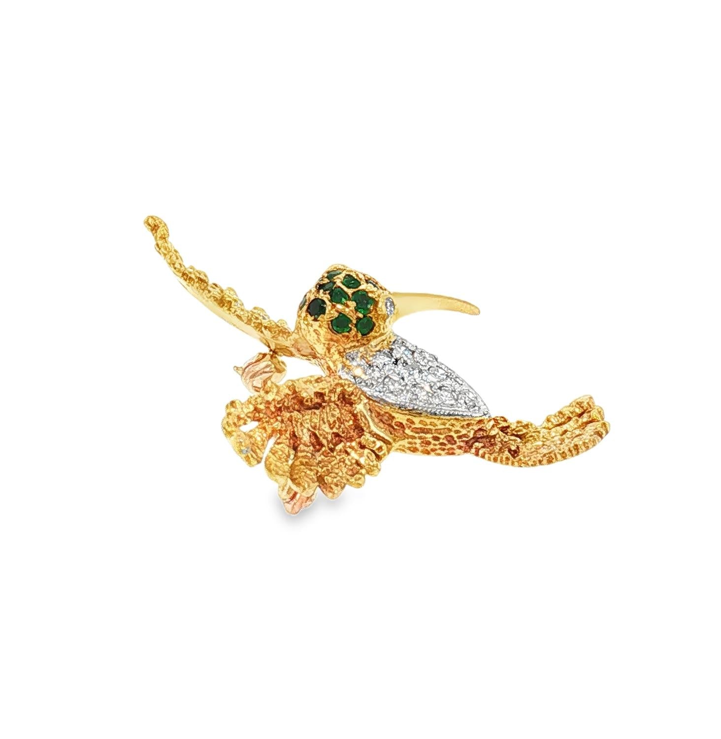 Mid-Century 18k yellow gold Emerald and Diamond Hummingbird Pin