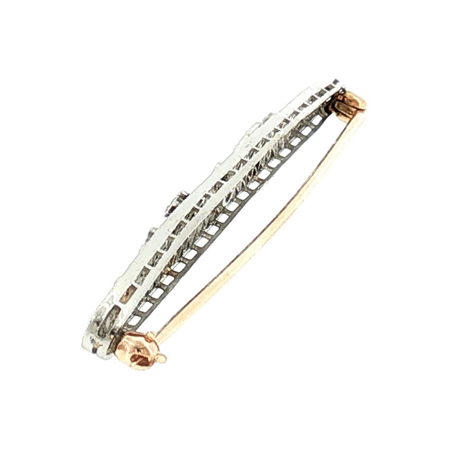 Early 20th-Century Platinum Over Gold 9 Diamond Filigree Bar Pin