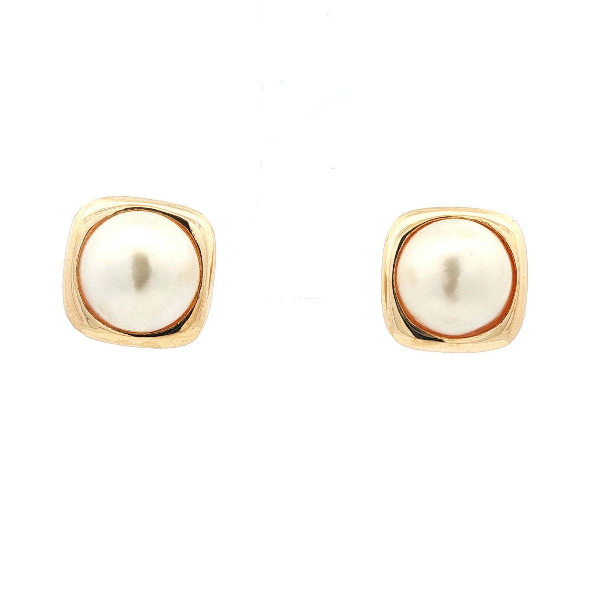 Vintage 14kyg Classic Mabe Pearl Button Earrings