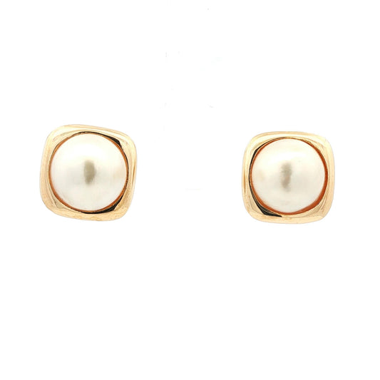 Vintage 14kyg Classic Mabe Pearl Button Earrings