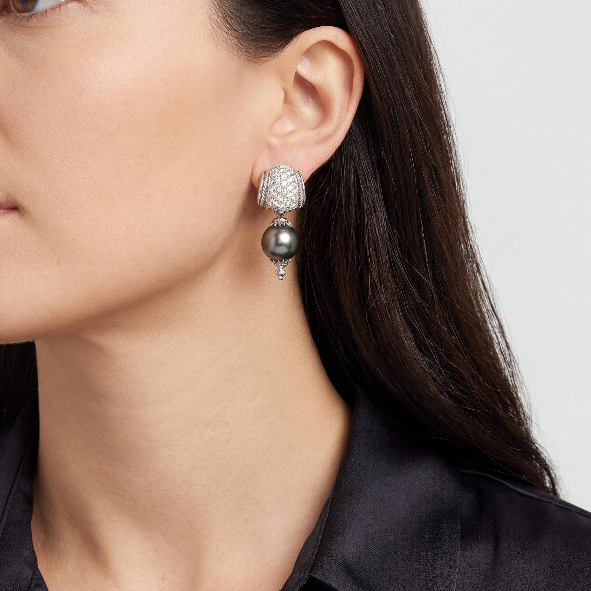 Vintage 18k White Gold 58 Diamonds with 14k Tahitian Grey South Sea Drops