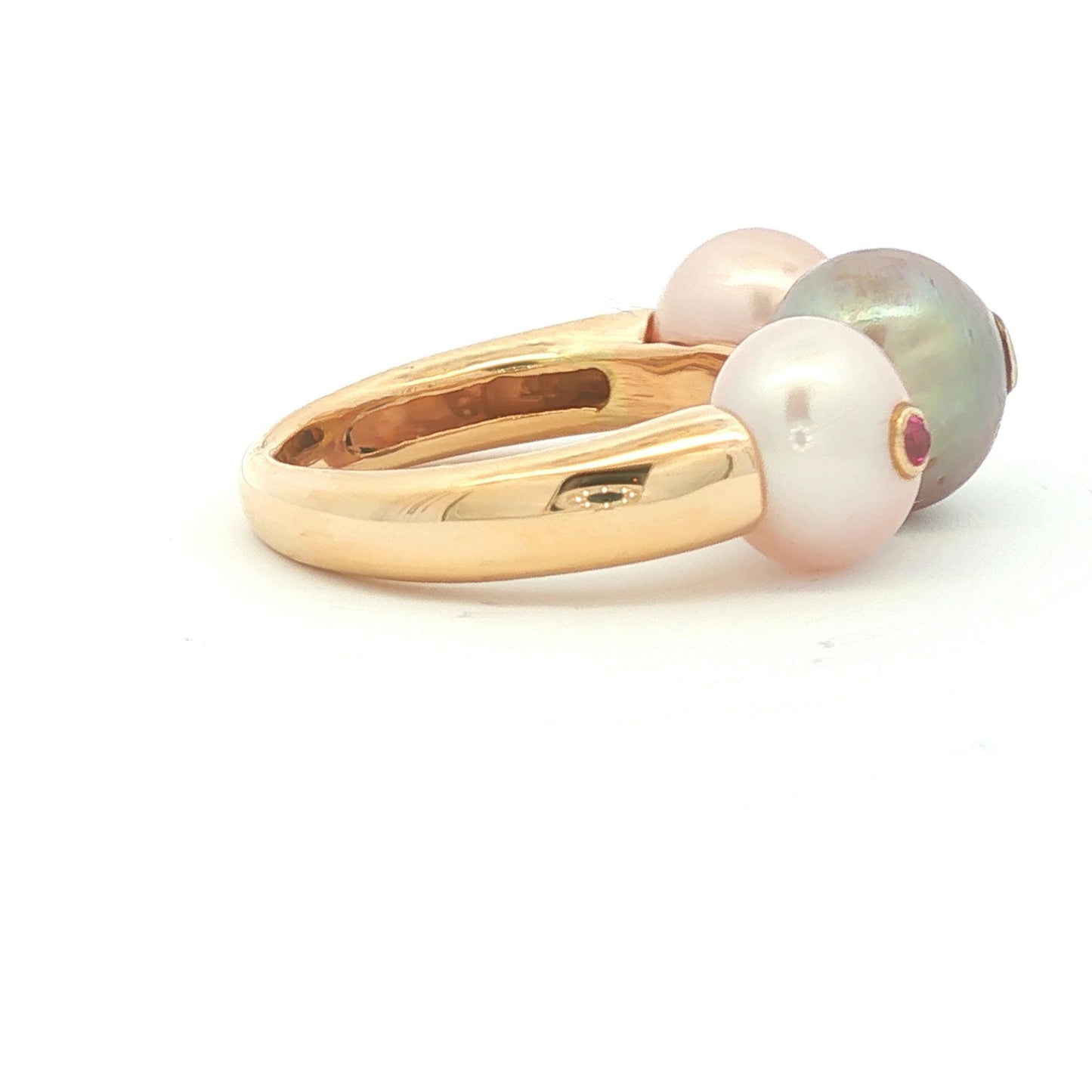 14k yellow gold Grey and White Freshwater Pearl Ring with Rubies and a Diamond