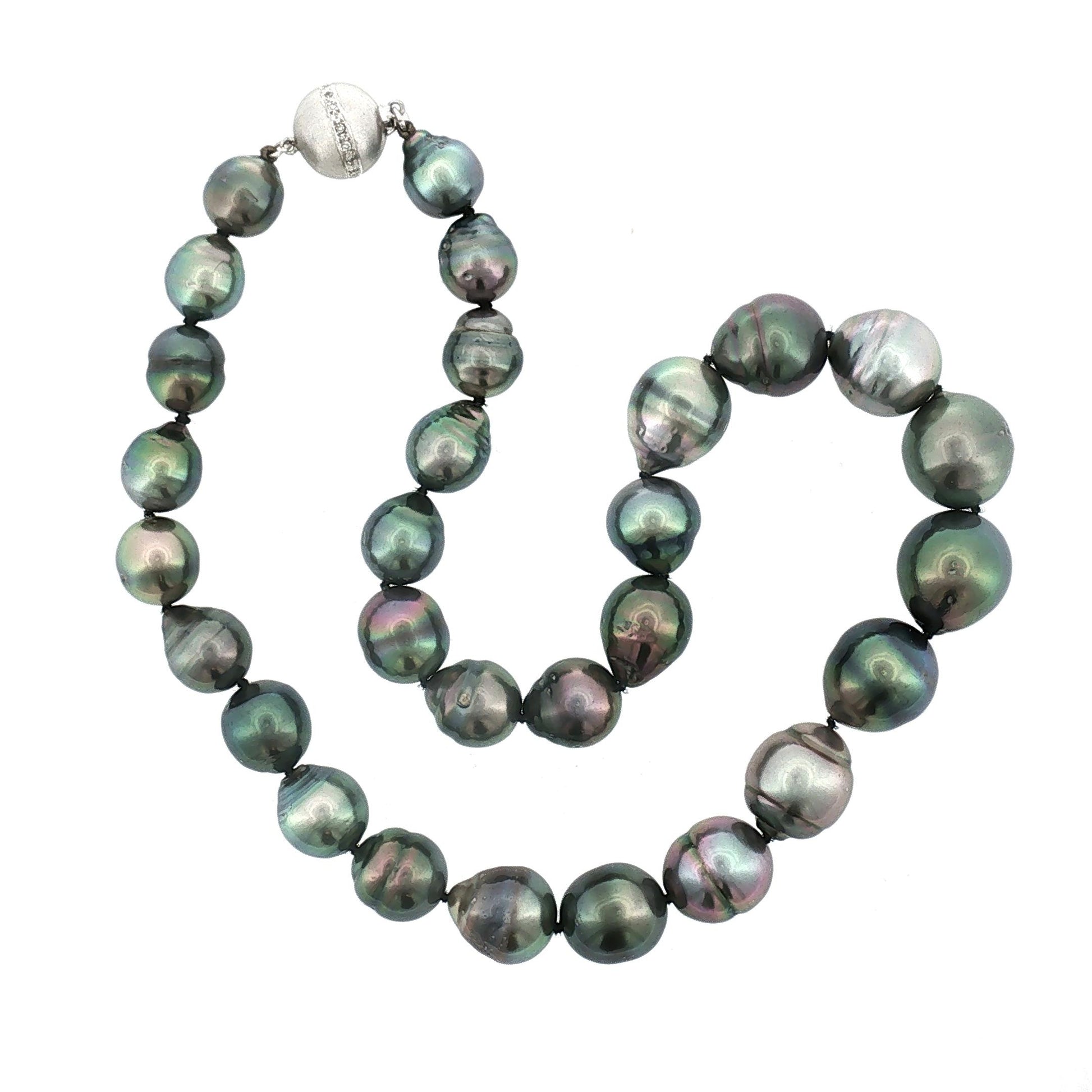 Late 20th-Century 14k White Gold Baroque Tahitian Cultured Pearl Necklace
