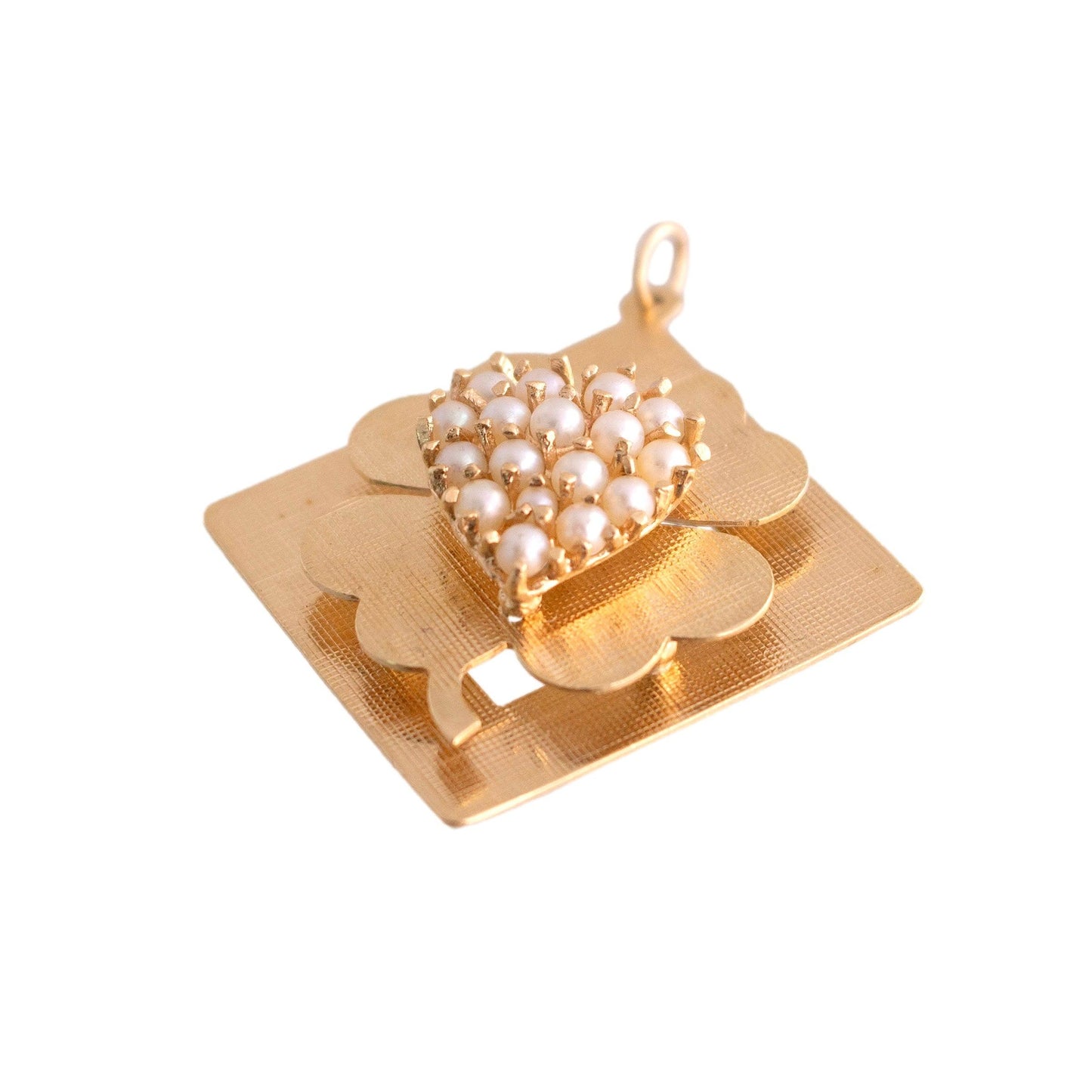 14k yellow gold Vintage Four Leaf Clover and cultured pearl charm
