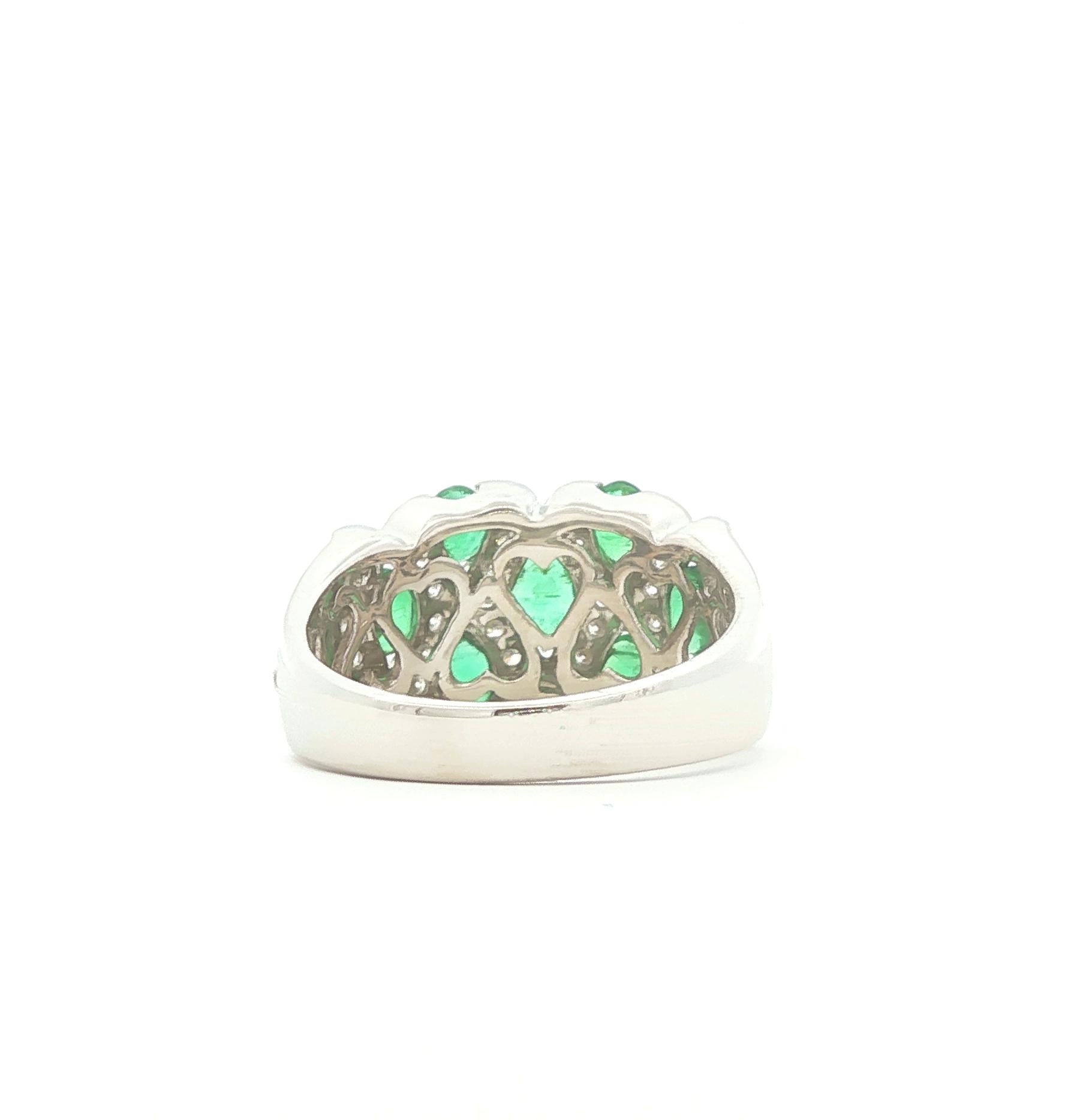 Emerald and Diamond Curved Design Band