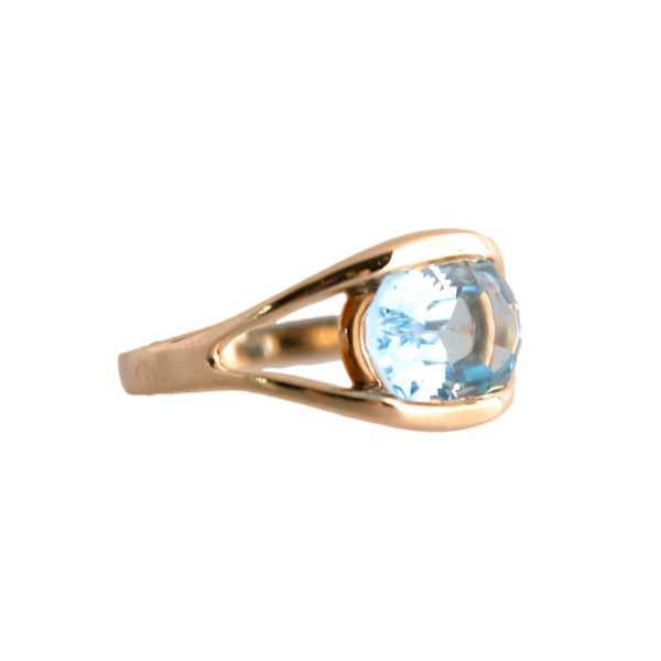 14K Gold Blue Topaz Ring