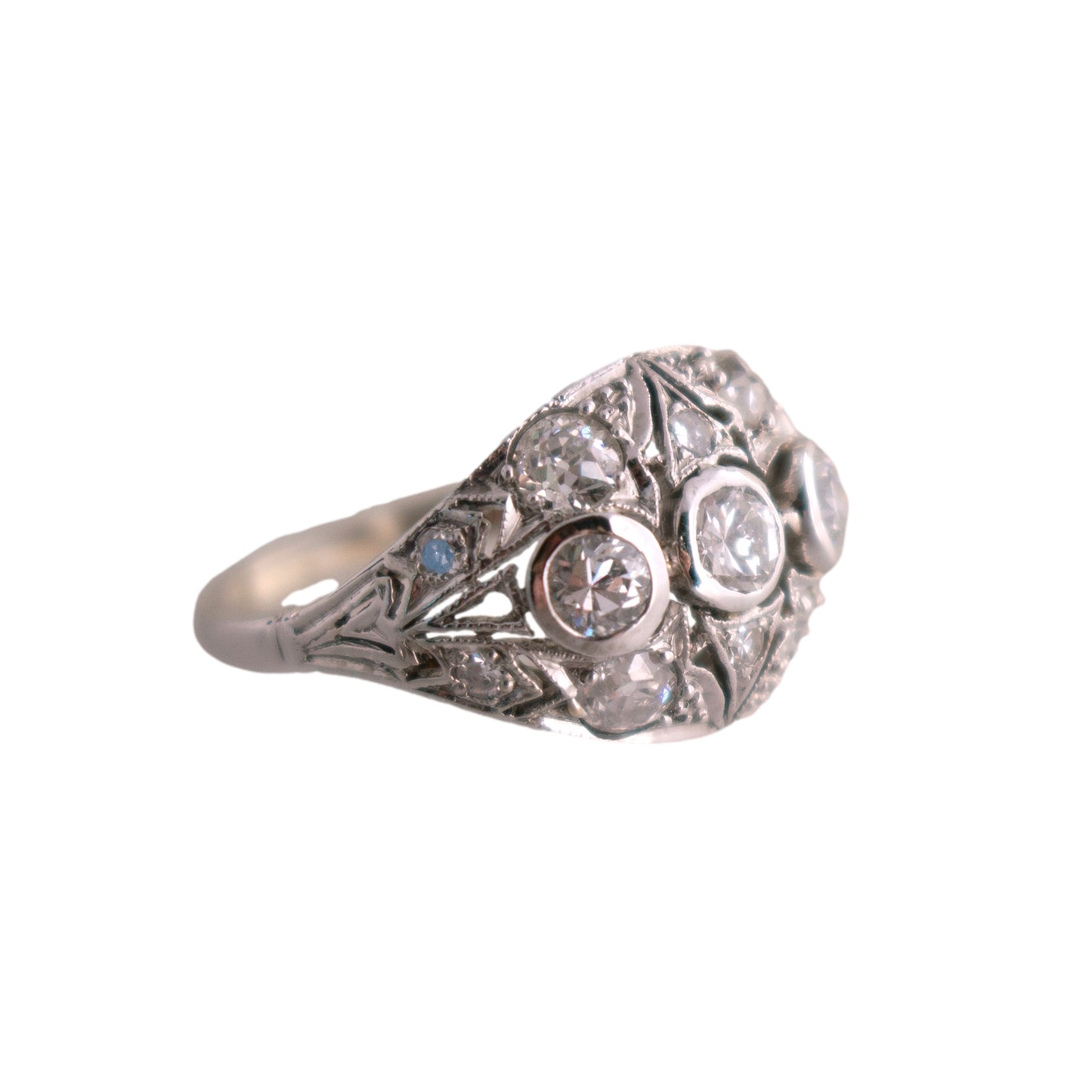 18K White Gold Diamond Filigree Ring