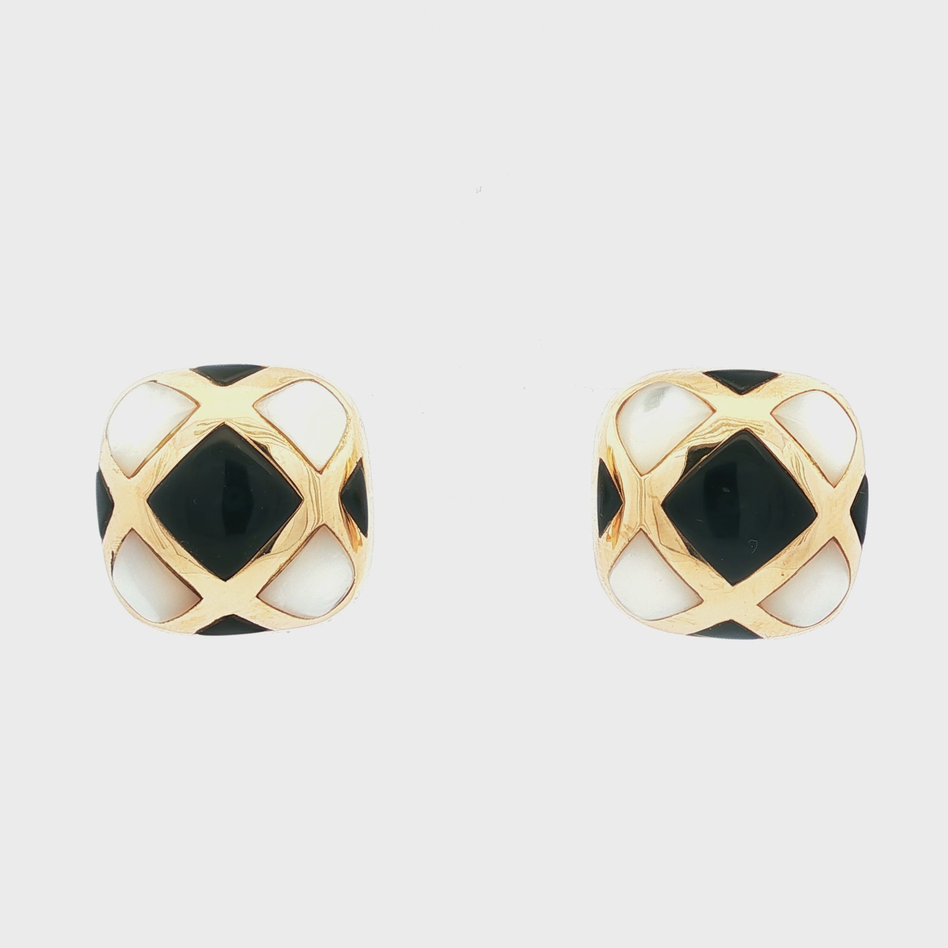 Mother of pearl and onyx inlayed 18k yellow gold button earrings