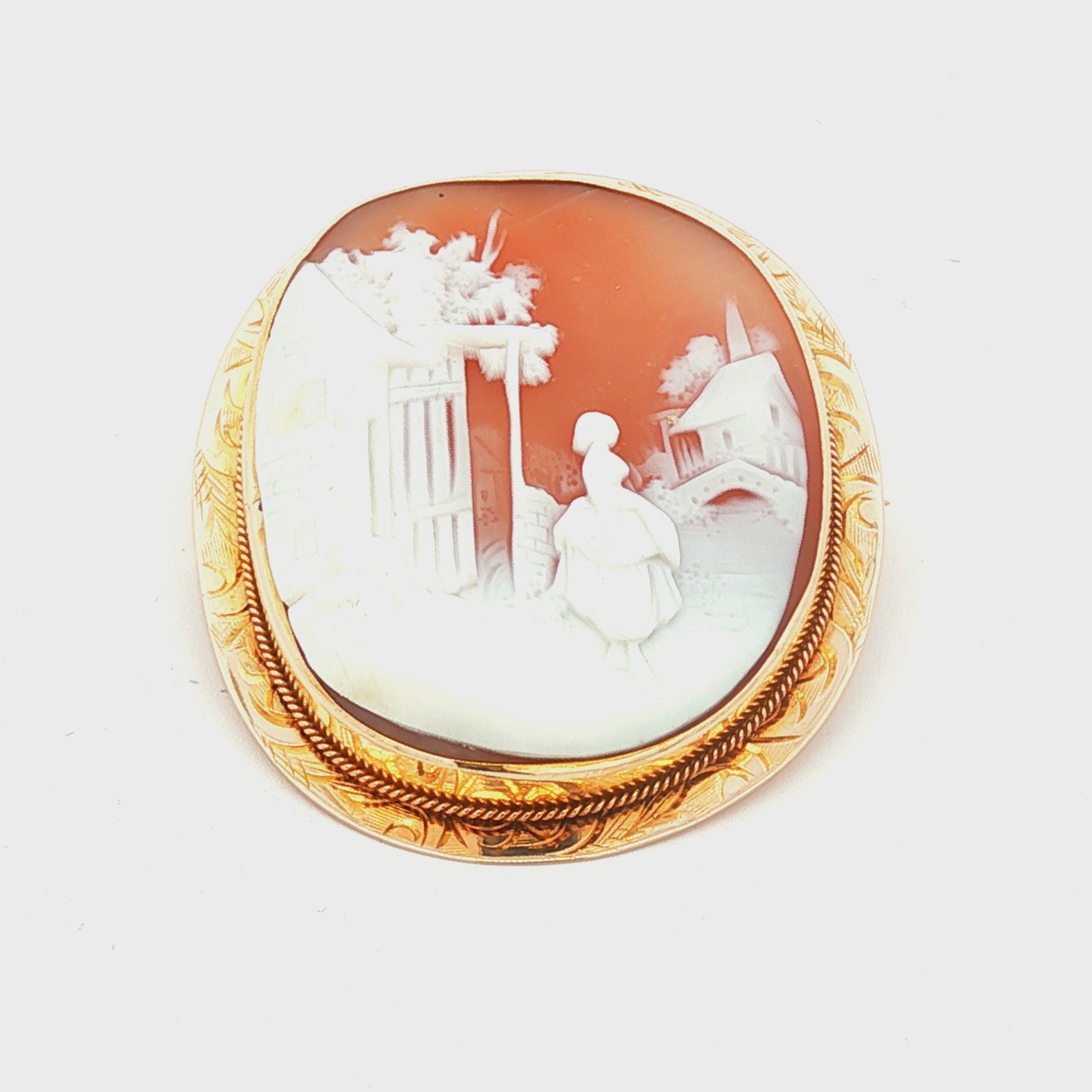 Vintage 10k yellow gold Village Scene Shell Cameo Brooch
