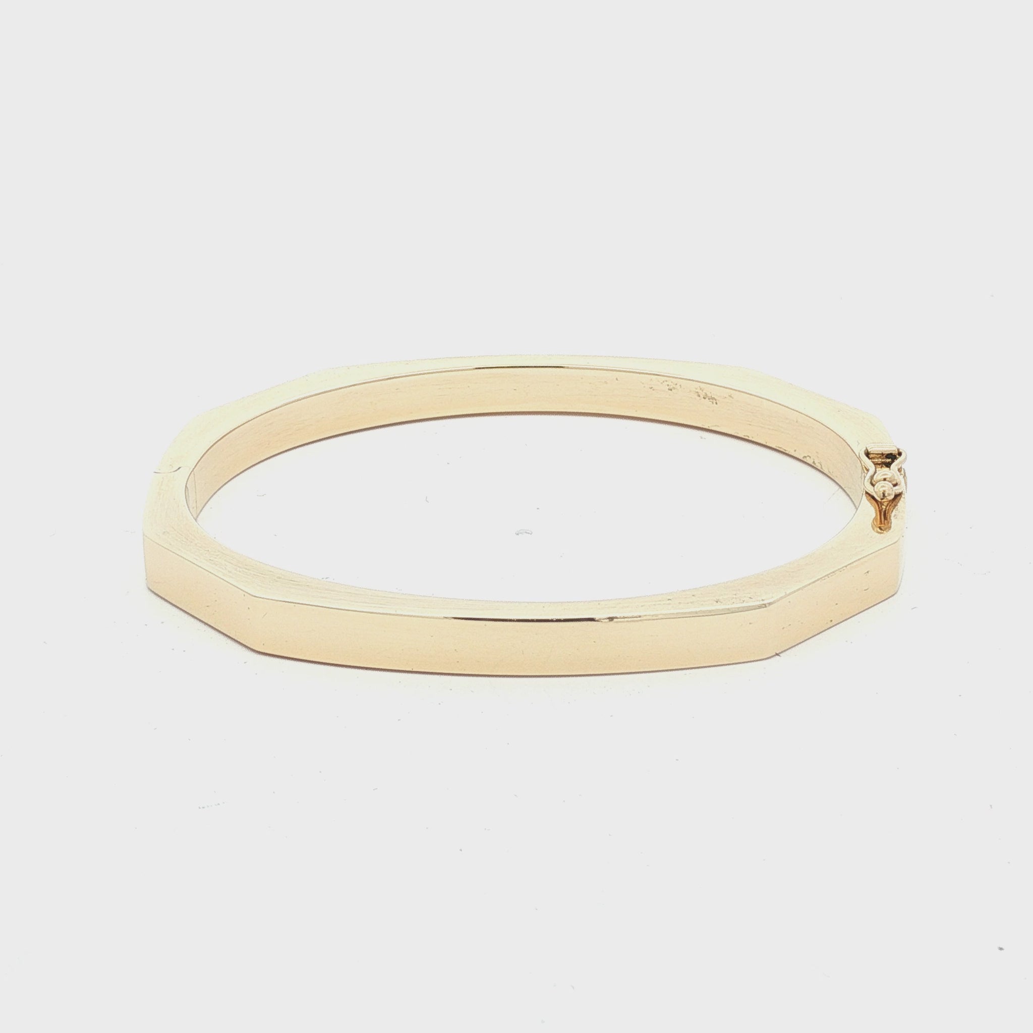 Vintage Herco 5mm Wide Octagonal Hinged Bracelet