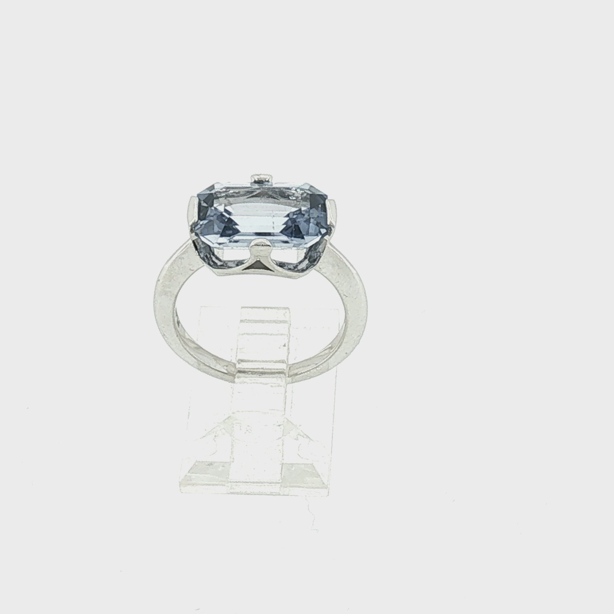 Mid-Century Platinum 5 Carat Pastel Blue Sapphire Bar Set Ring