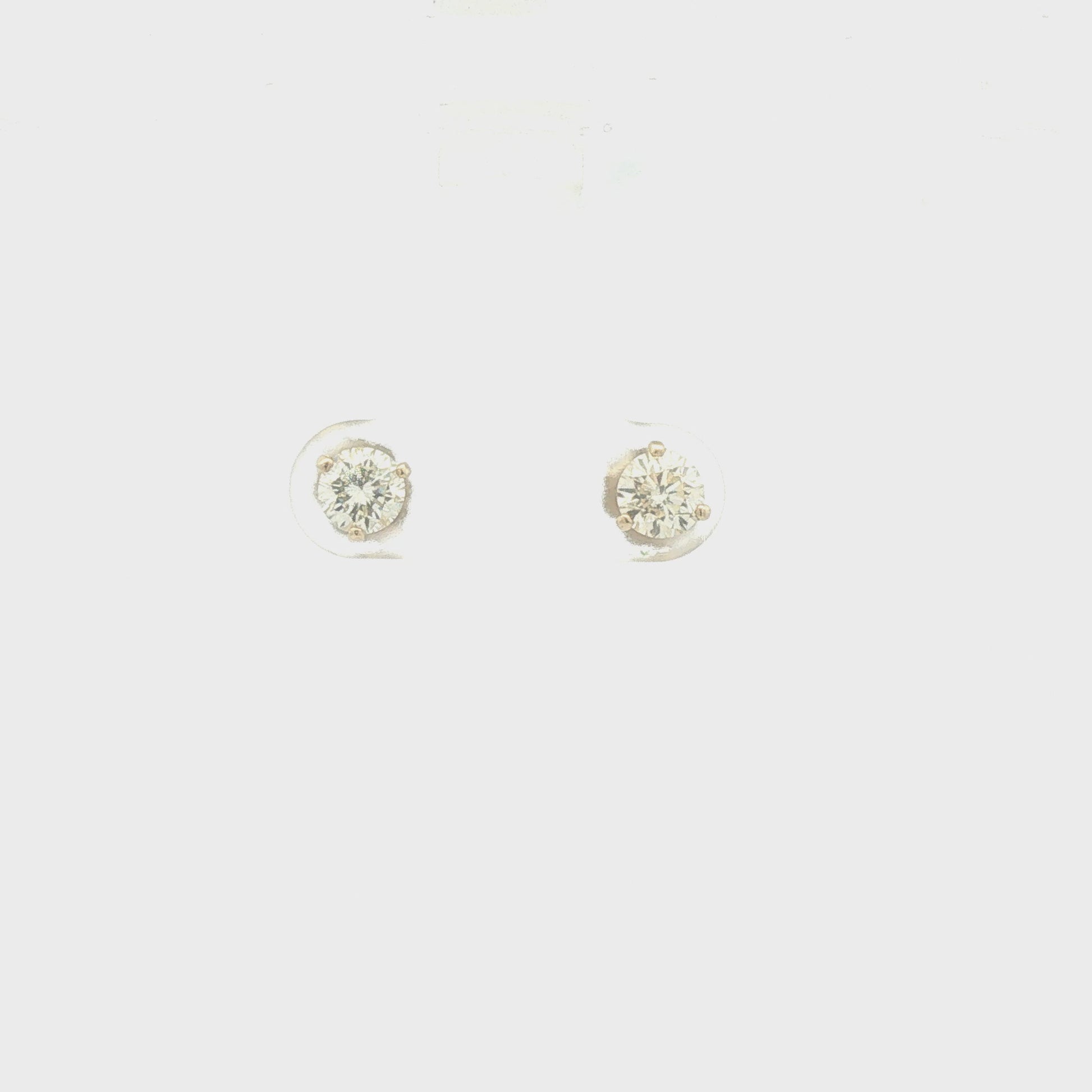 14K White Gold Diamond Earrings 0.95ct Total Weight