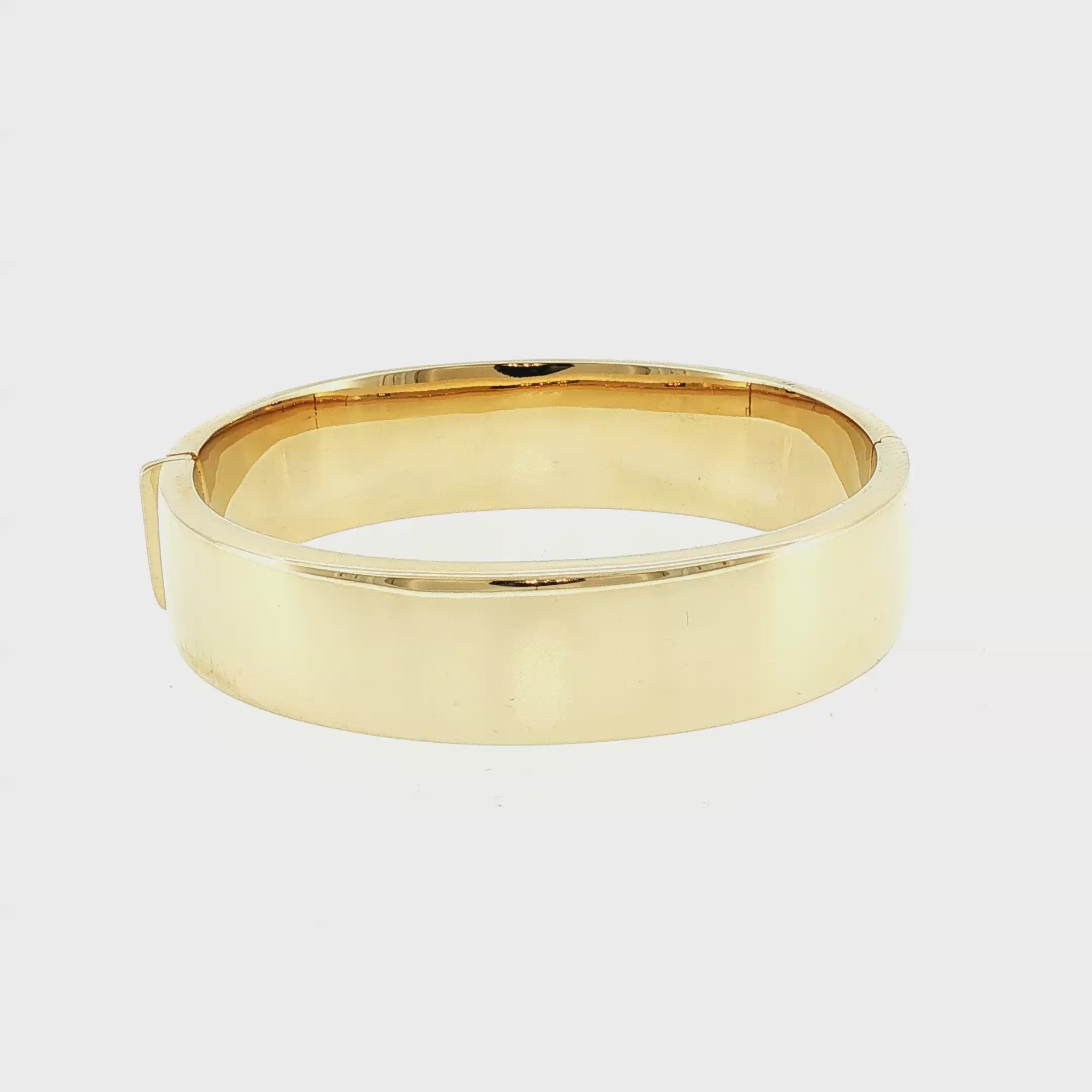 Late 20th-Century 14k Yellow Gold Italian Hinged Bracelet