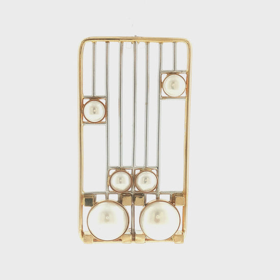 Late 20th-Century Contemporary Cultured Pearl Brooch