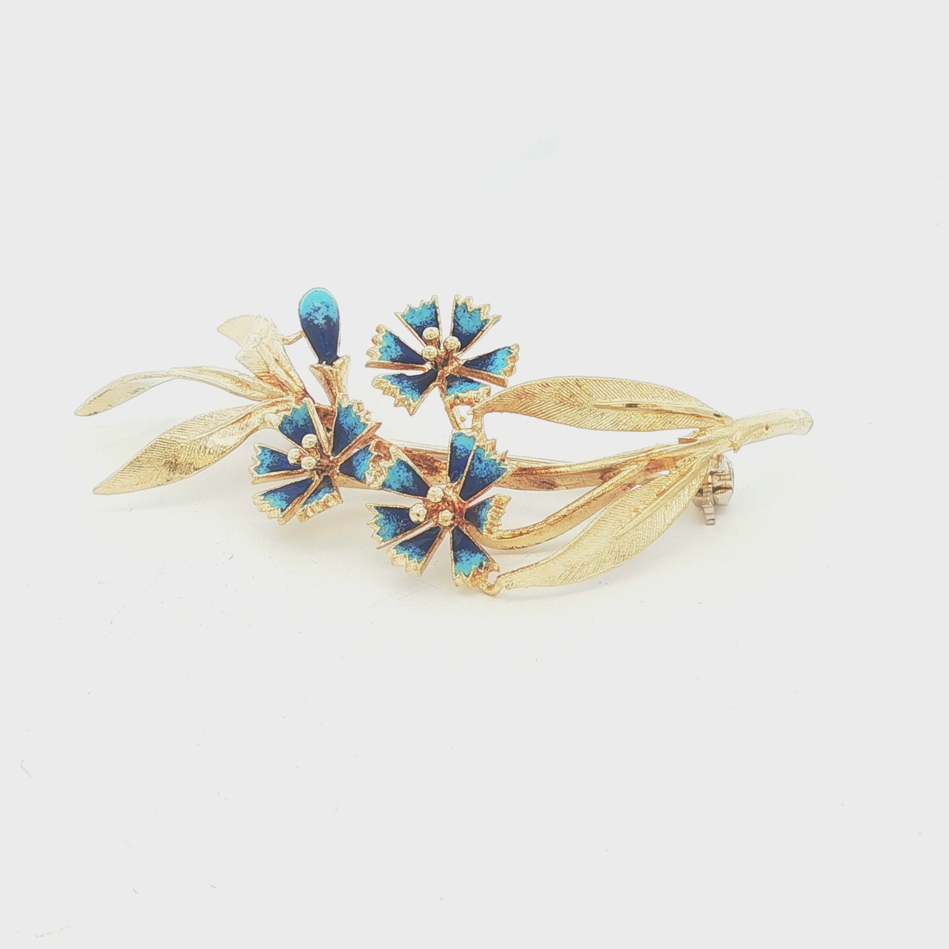18k Mid-century yellow gold blue enameled flower spray pin