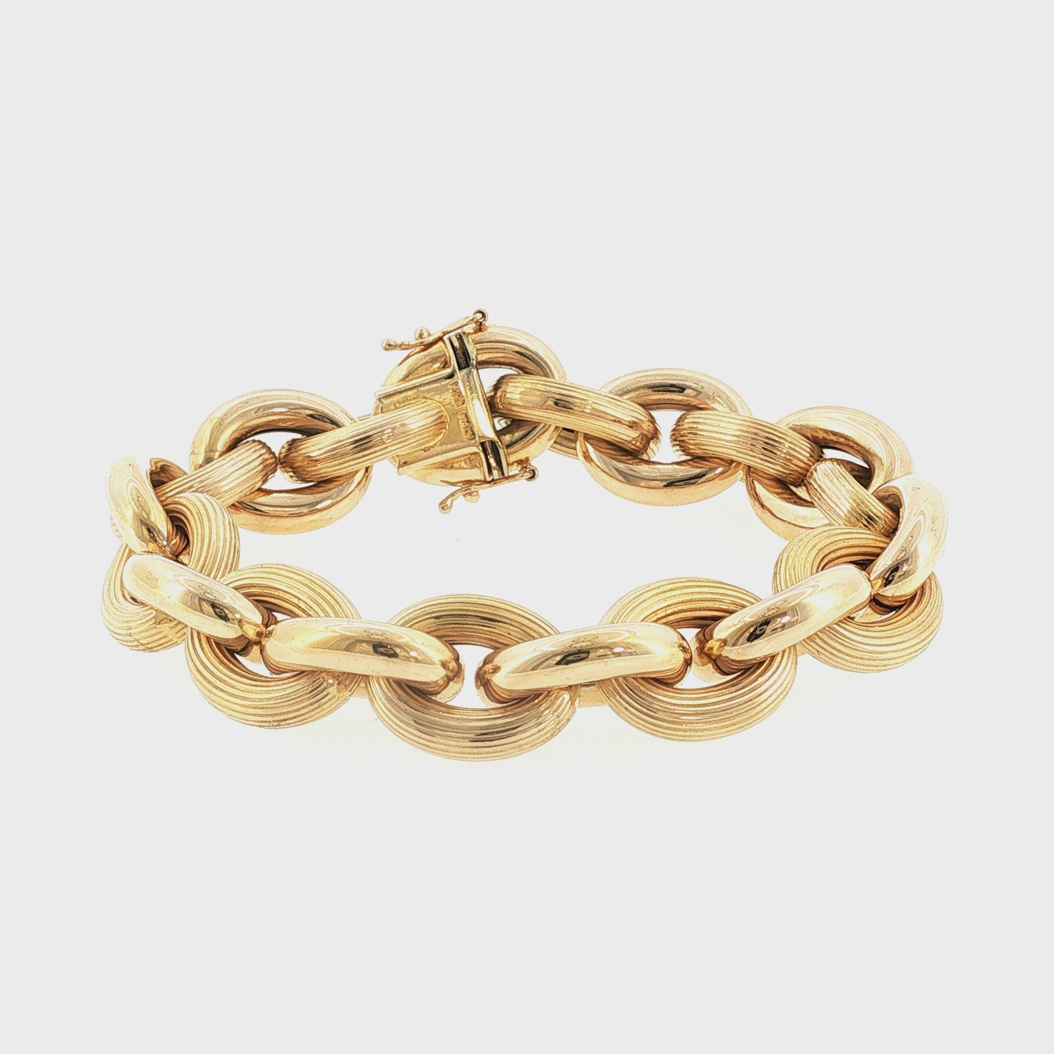 Late 20th Century 14k Yellow Gold Chunky Combination Finished Oval Link Bracelet