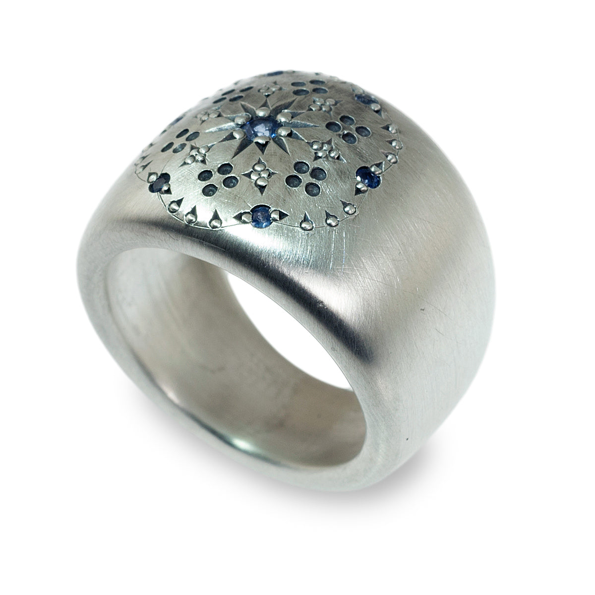 Celestial sapphire cigar band ring